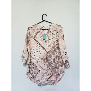 Maurices Women XS Blouse 3/4 Sleeve Boho Floral Cream V Neck Tunic Pullover NWT